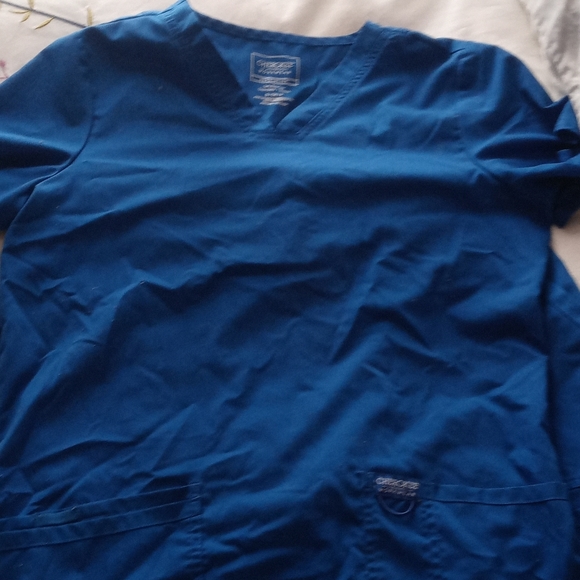 Scrub set - Picture 4 of 5